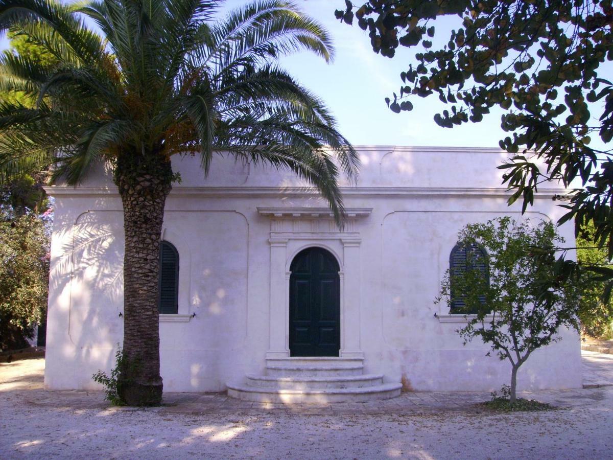 Villa Miccoli Apartments Ceglie Messapica Eksteriør bilde