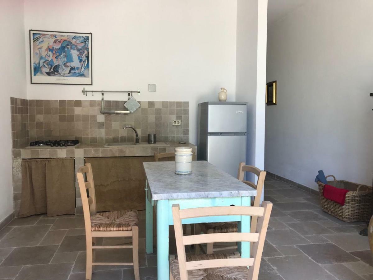 Villa Miccoli Apartments Ceglie Messapica Eksteriør bilde
